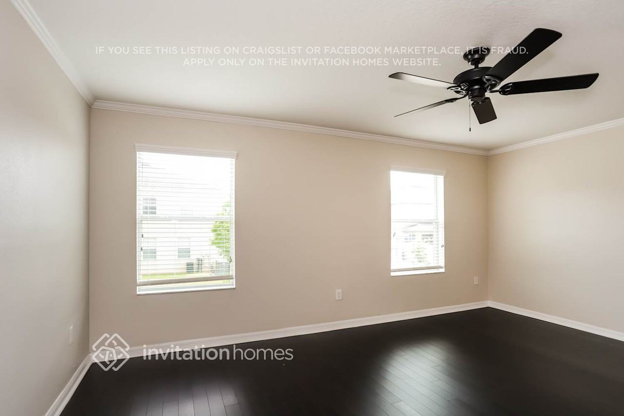 10667 Lake Montauk Dr - Photo 6 of 14