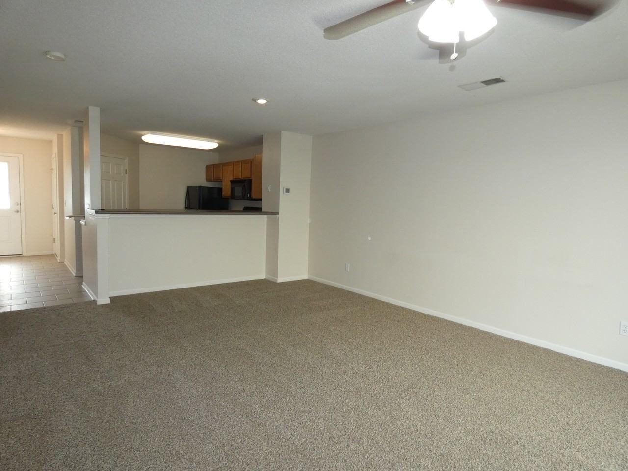 5506 N Fairmount Ave - Photo 6 of 15