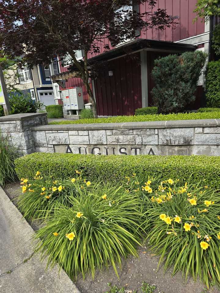 18211 70 Ave #15 - Photo 6 of 36