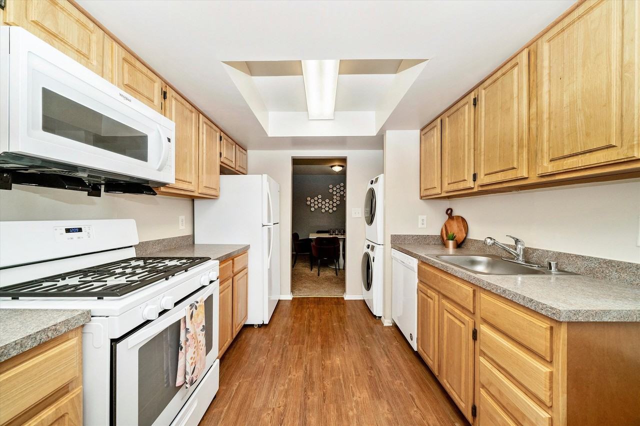 The Worthington - Photo 6 of 39