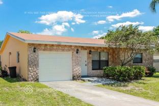 22816 Sw 65th Way - Photo 1 of 1