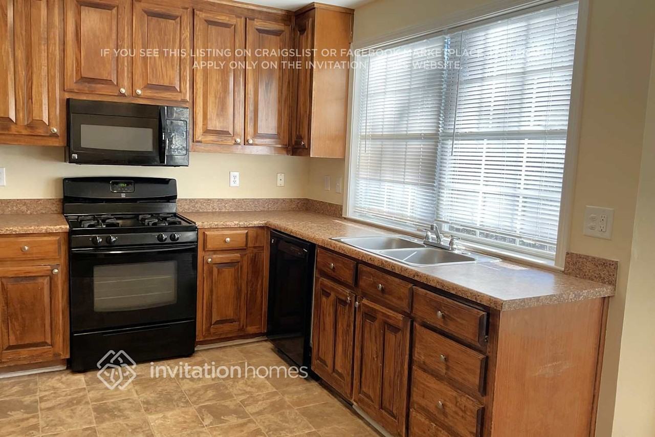 9055 Ponderosa Trl - Photo 6 of 18