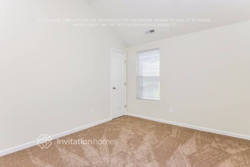 5621 Quitman Trl - Photo 5 of 16