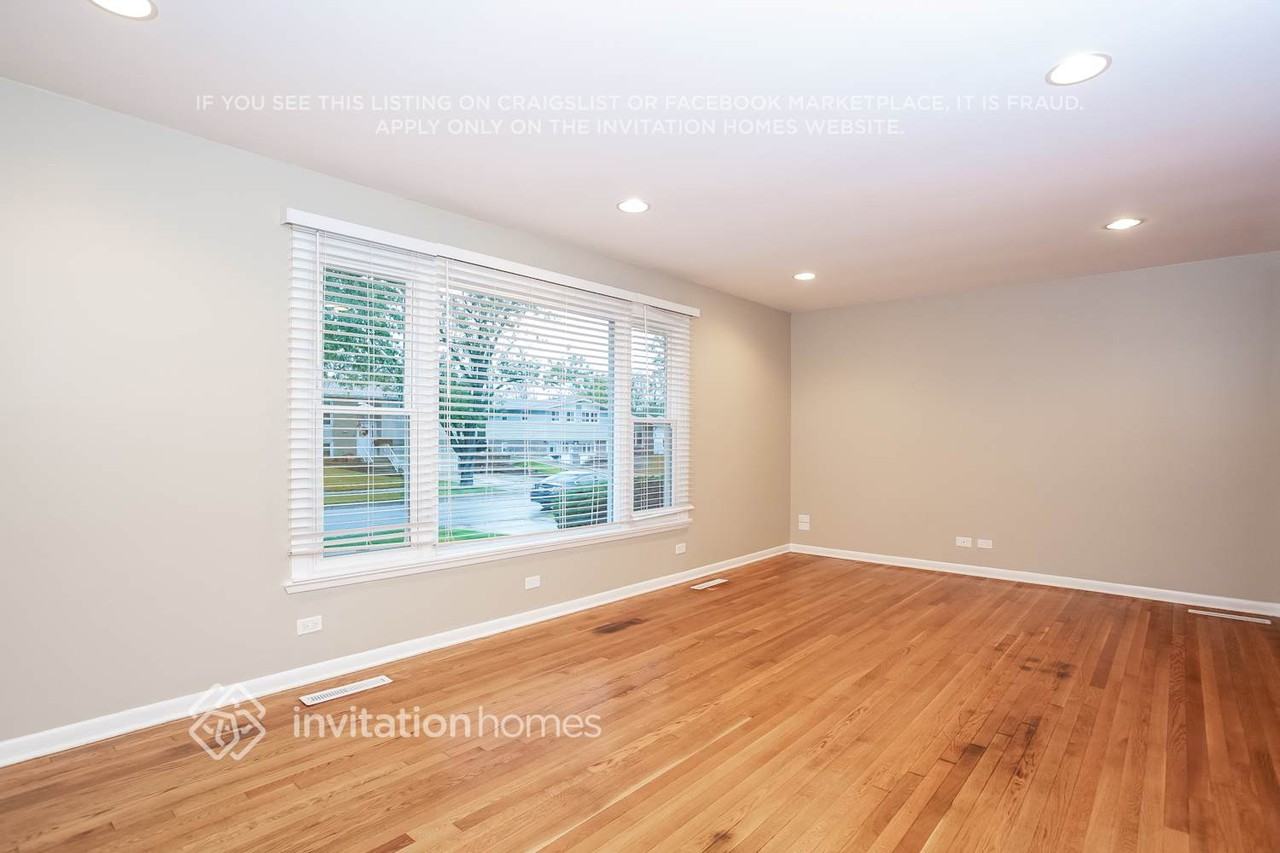 14723 Menard Ave - Photo 4 of 20