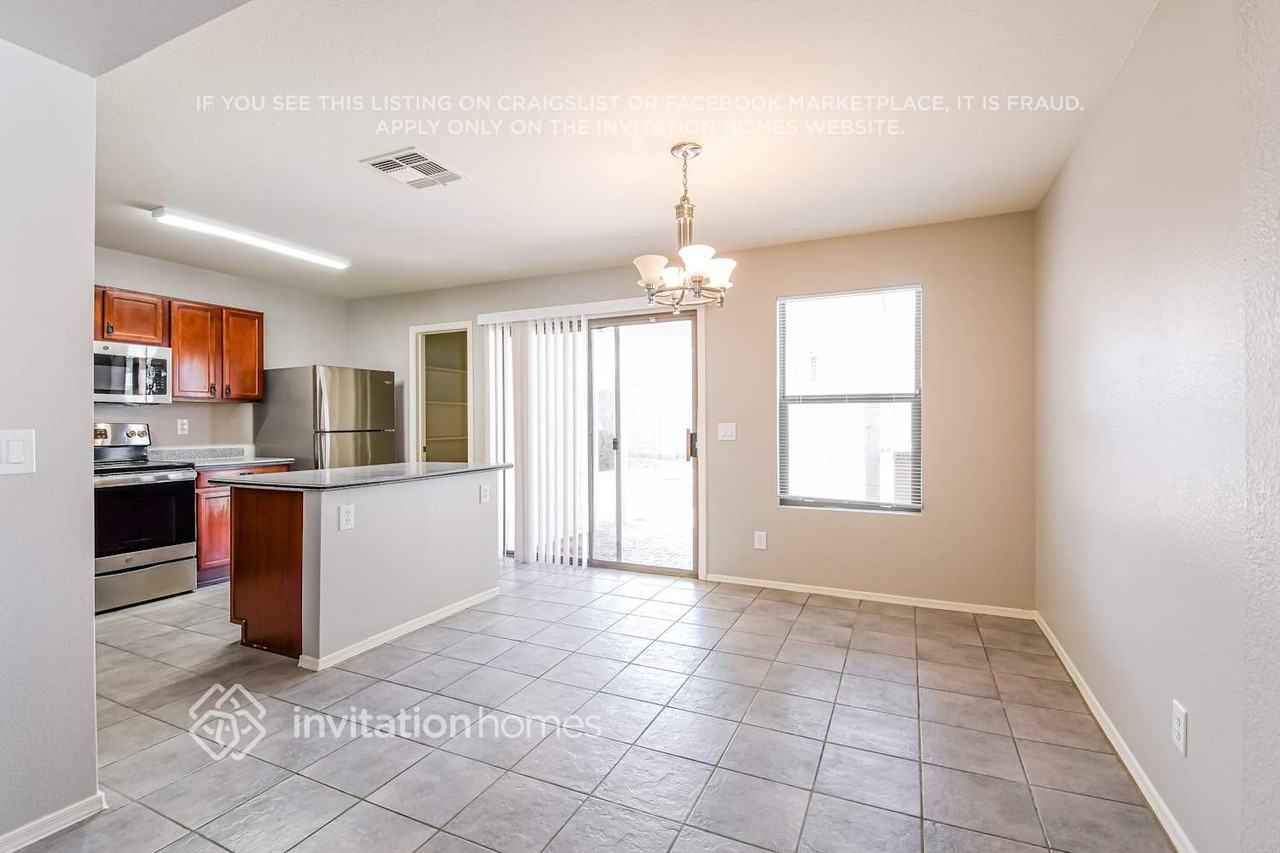 3008 W Blue Sky Dr - Photo 5 of 15