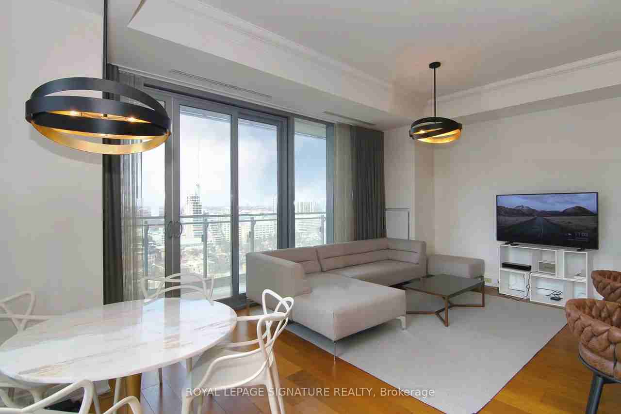 55 Scollard Street - Photo 4 of 13