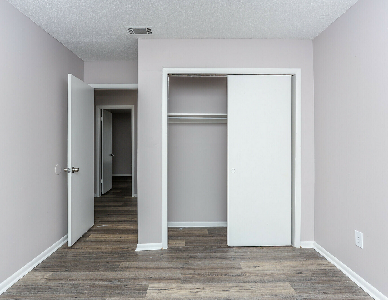 Brierwood Point Apartments - Photo 5 of 9