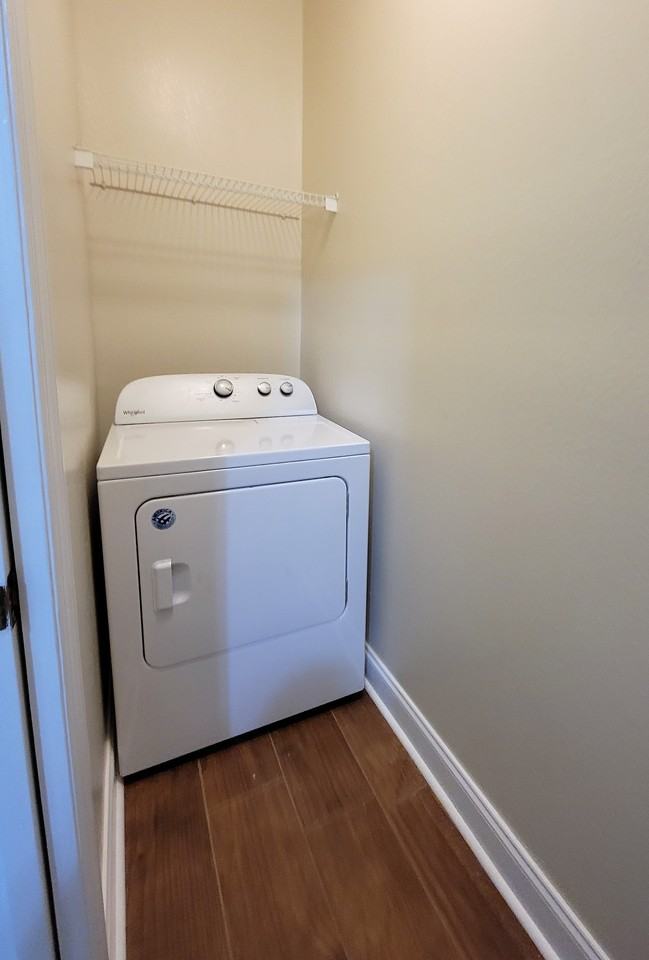 2197 Delta Way - Photo 4 of 22