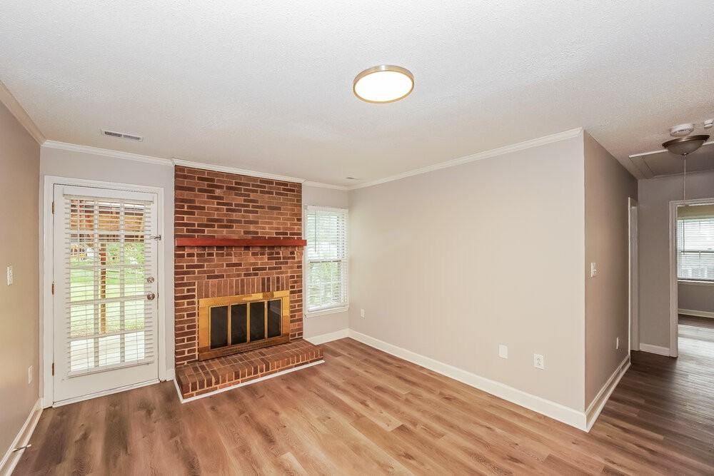 7506 Pirates Cove Ct - Photo 6 of 16