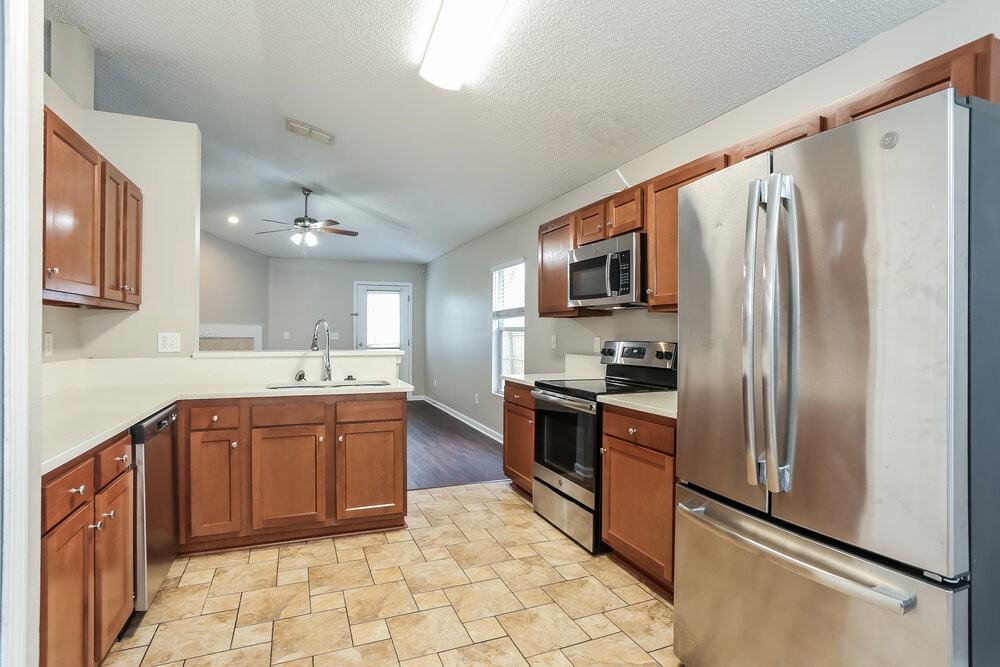 8628 Springtree Rd - Photo 7 of 16