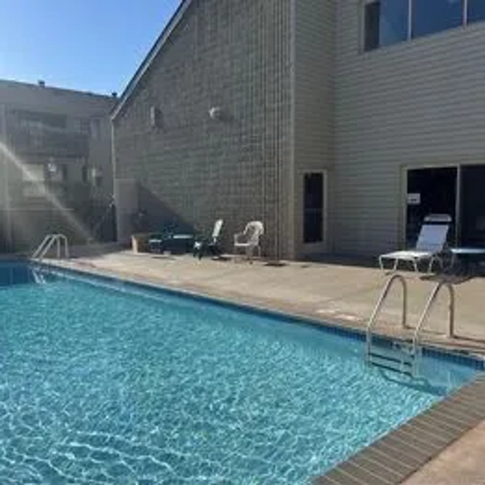 St. Vallerie Apartments - Photo 7 of 33