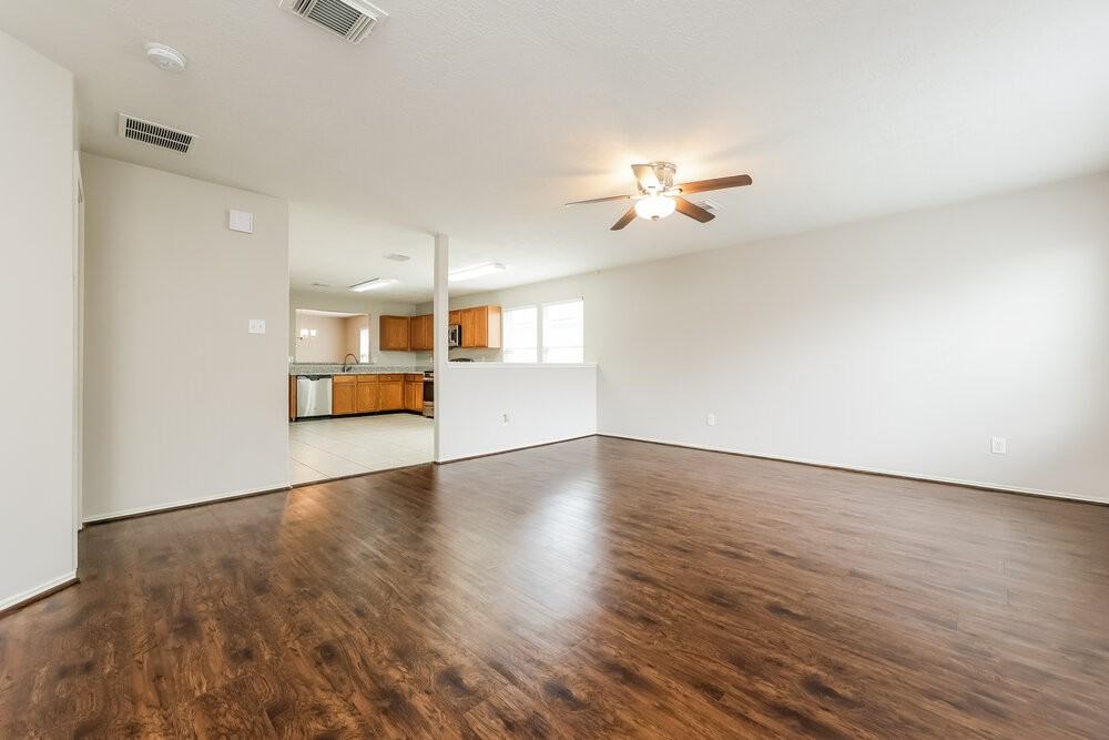 4931 Winding View Ln - Photo 4 of 16