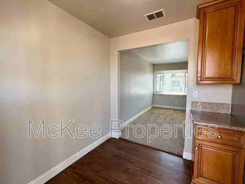 2321 Brant St - Photo 5 of 10