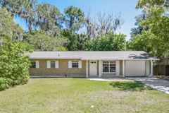 923 N Grove St - Photo 1 of 1