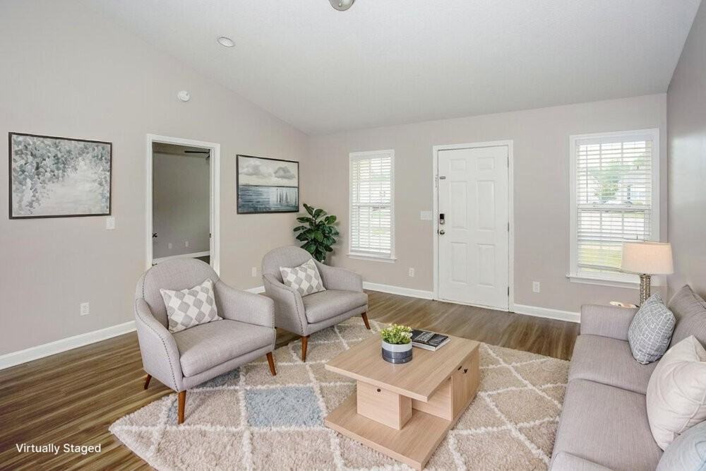 105 Birch Ct - Photo 4 of 17