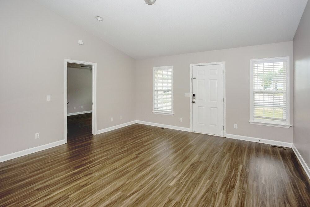105 Birch Ct - Photo 5 of 17