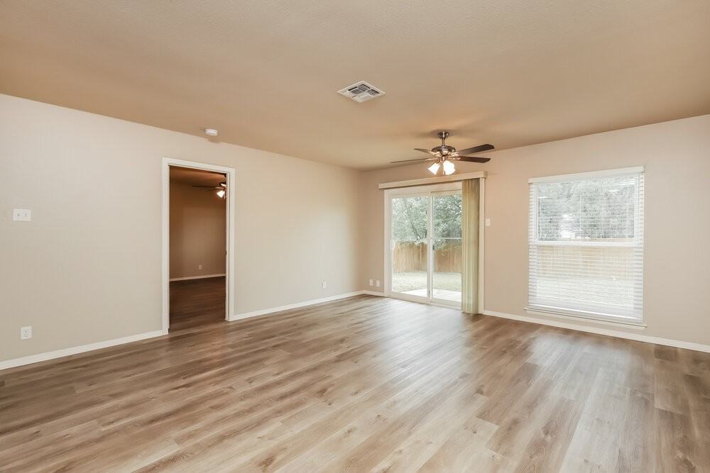 10614 Cherry Laurel - Photo 5 of 14