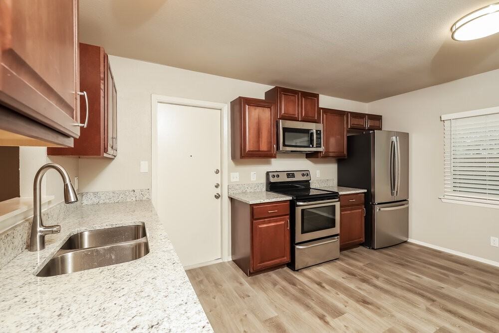 10614 Cherry Laurel - Photo 6 of 14