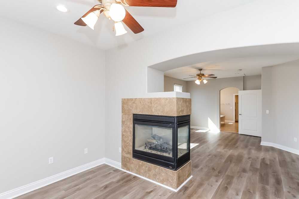 537 Copper View St - Photo 5 of 17