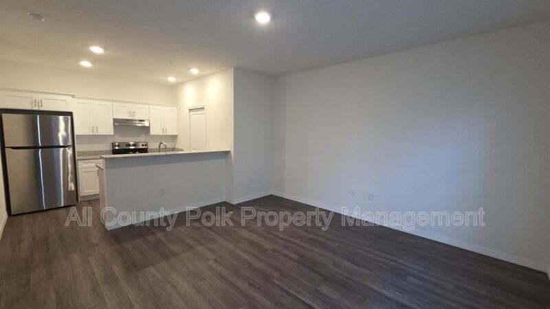 915 Ariana St #30 - Photo 4 of 19