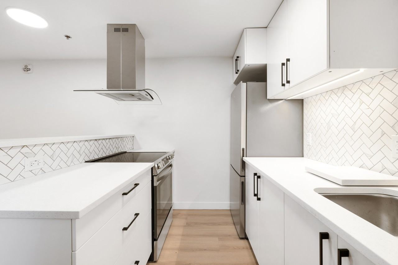 260 Wellington Cres - Photo 5 of 33