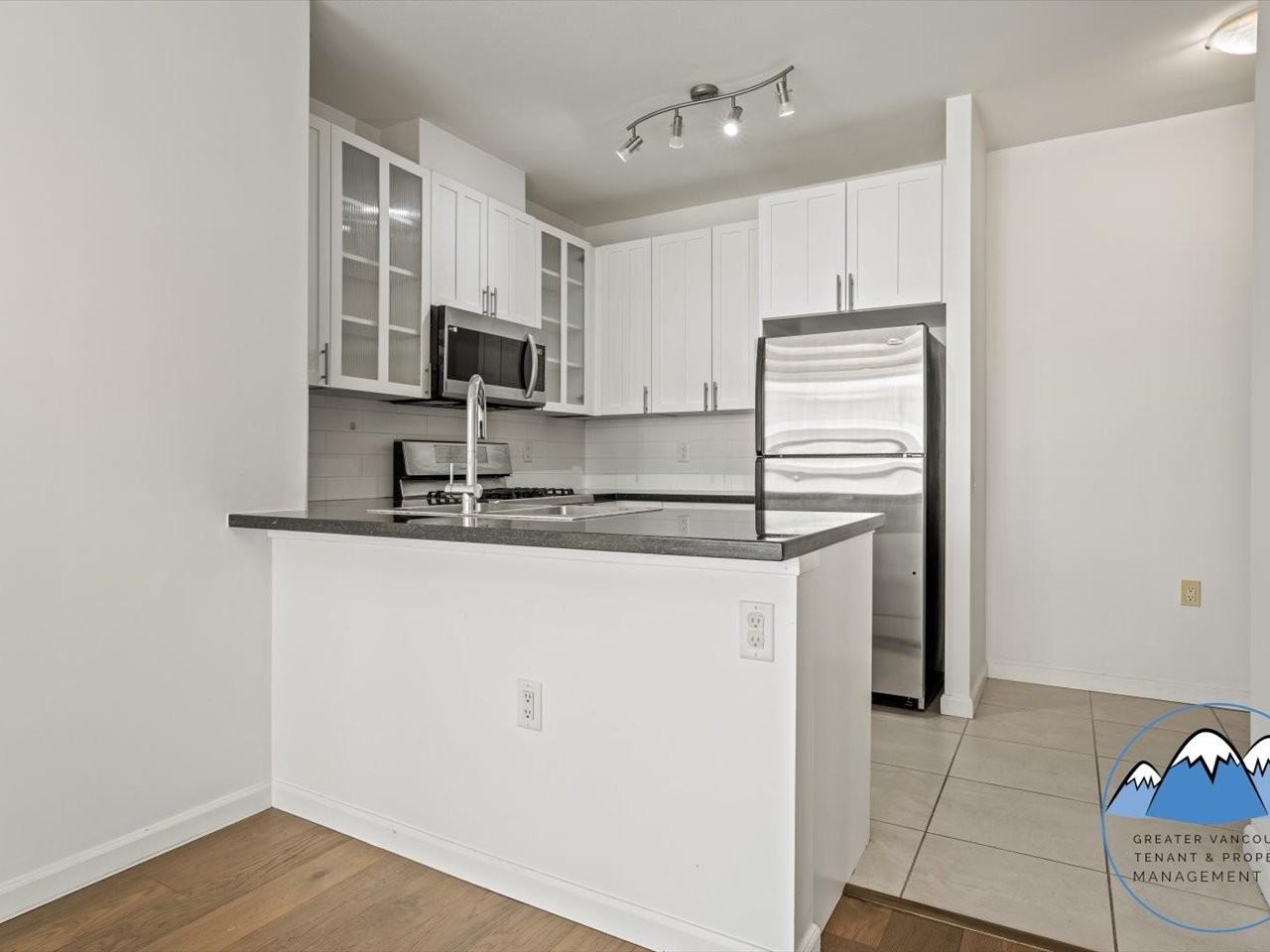 170 1st St W - Photo 4 of 29