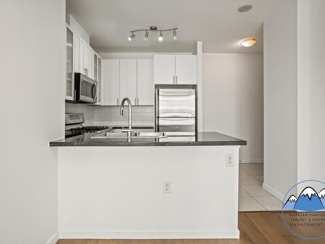 170 1st St W - Photo 5 of 29