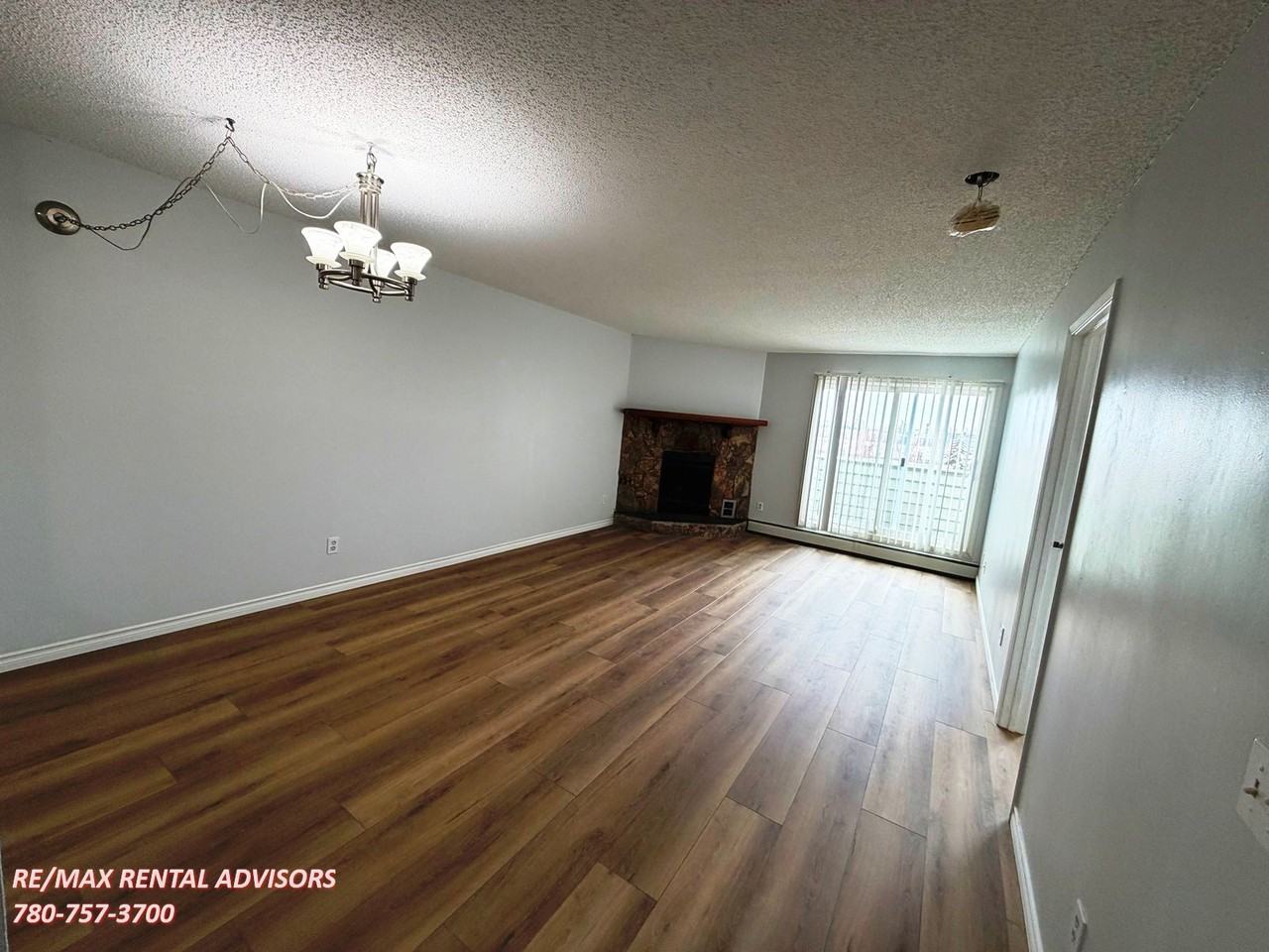 90 Glamis Dr Sw - Photo 6 of 13