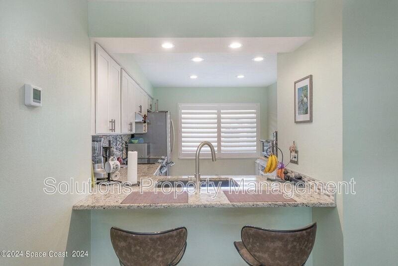 110 Desoto Pkwy #10 - Photo 6 of 21