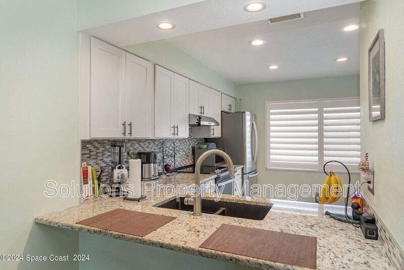 110 Desoto Pkwy #10 - Photo 7 of 21