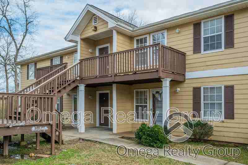 156 Patton St W #P - Photo 2 of 28