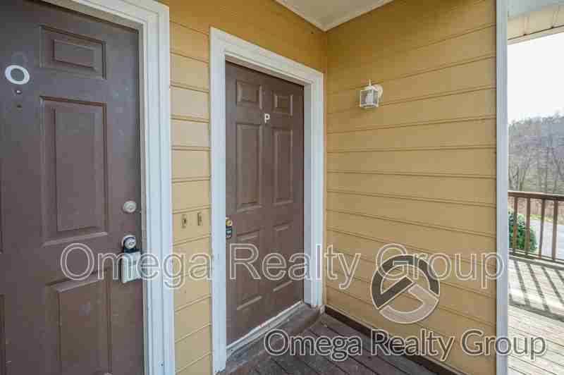 156 Patton St W #P - Photo 3 of 28