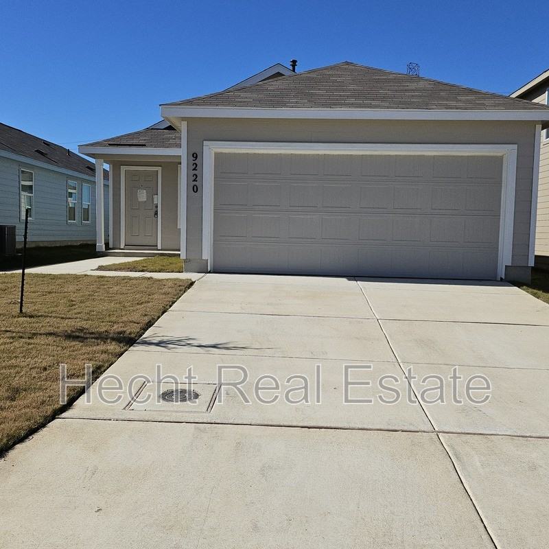 9220 Saint Jerome - Photo 5 of 33