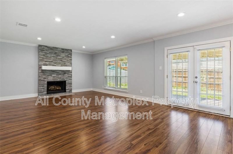 516 Arbor Oak Dr - Photo 3 of 10