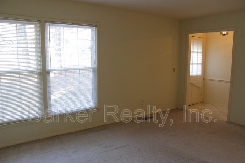 405 Killington Dr - Photo 2 of 15