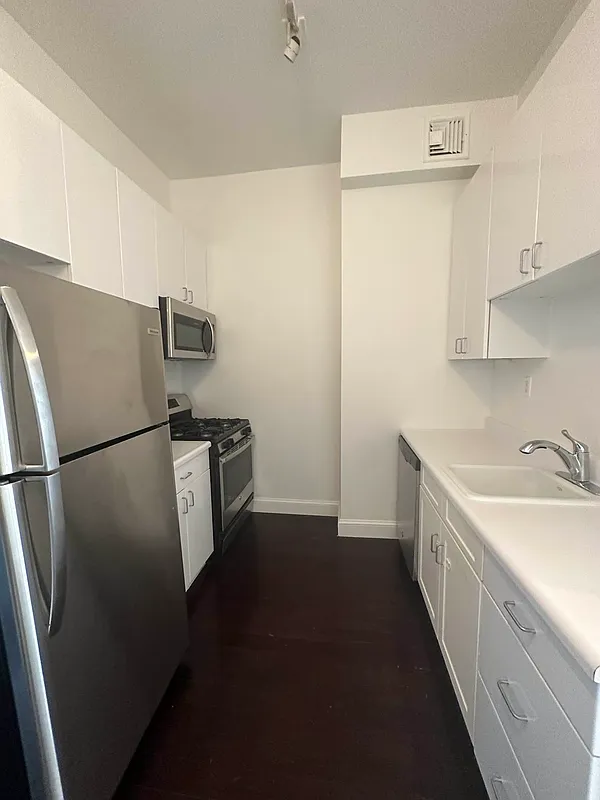 19 West 122nd Street #3 - Photo 7 of 10