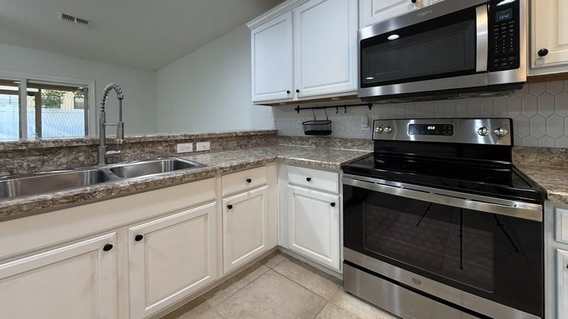 7211 Merlot Sienna Ave - Photo 3 of 20