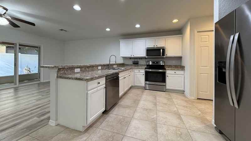 7211 Merlot Sienna Ave - Photo 4 of 20