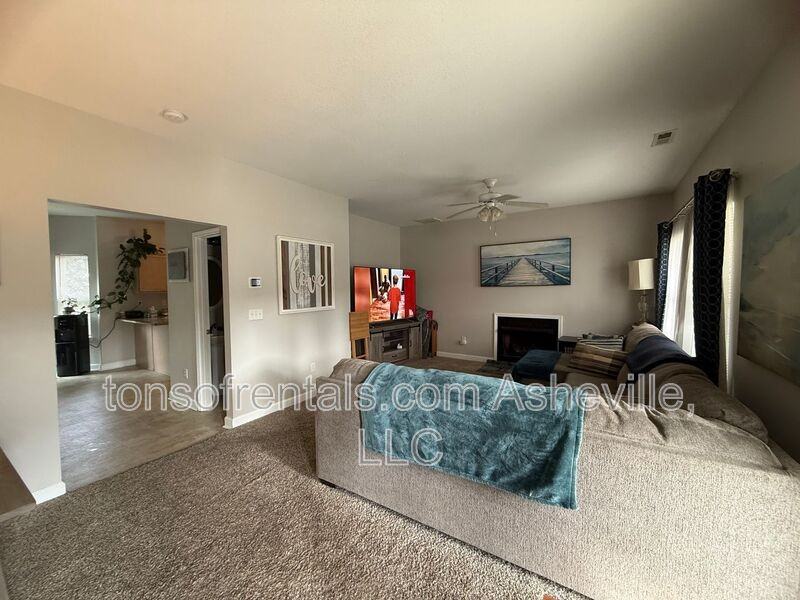 23 Scottish Cir - Photo 3 of 9