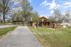 8392 S Lakeshore Dr - Photo 1 of 1