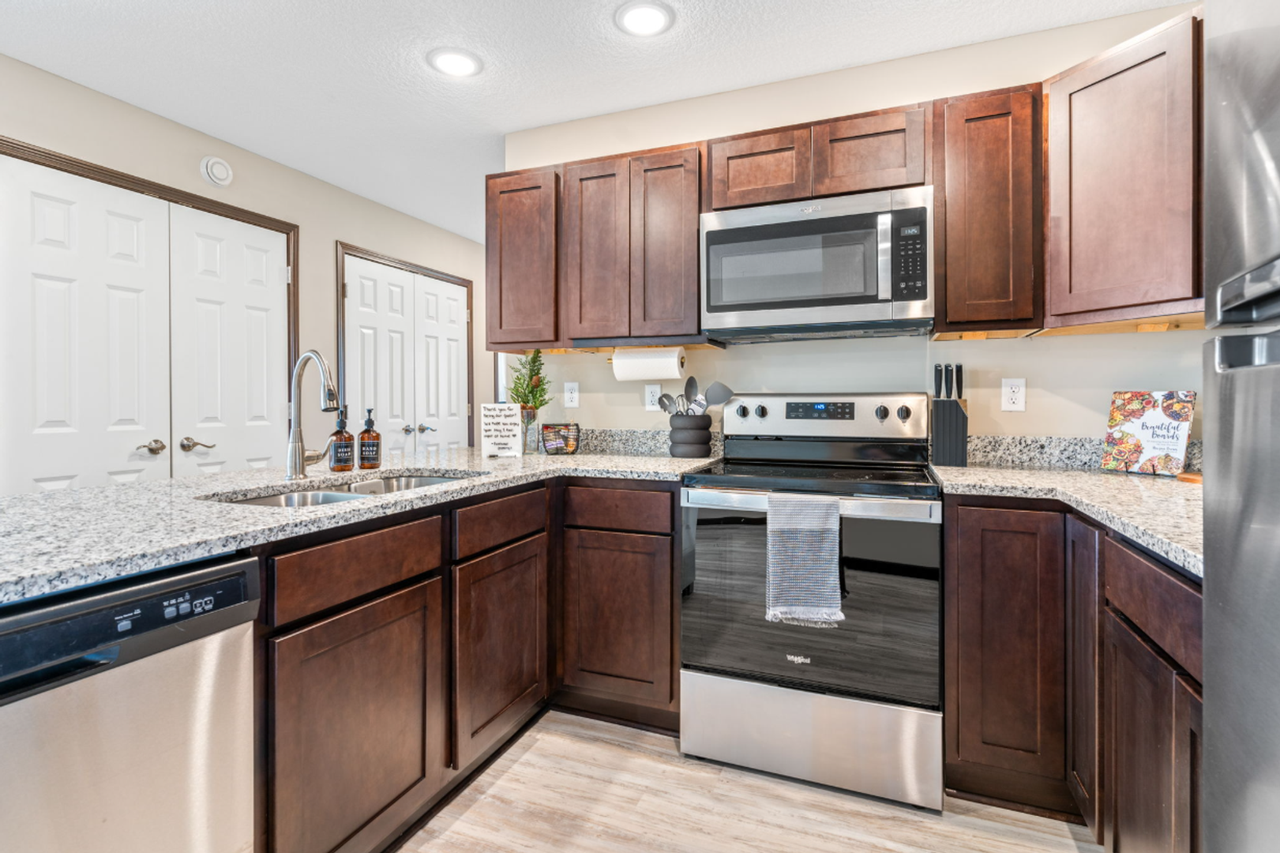 RWC Building 2810 - Photo 5 of 17