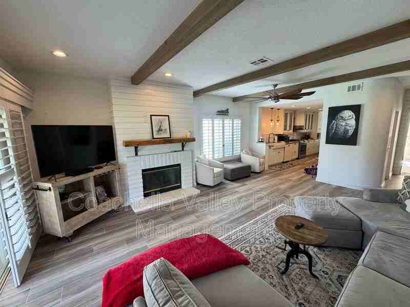 289 Vista Royale Cir W - Photo 5 of 41