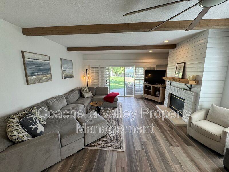 289 Vista Royale Cir W - Photo 6 of 41