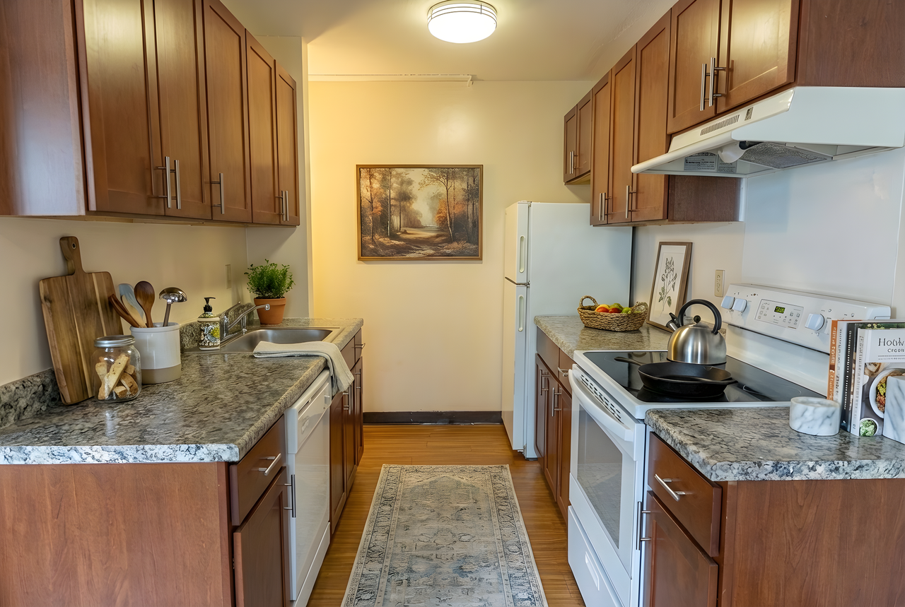 Bayview Towers - Photo 2 of 12