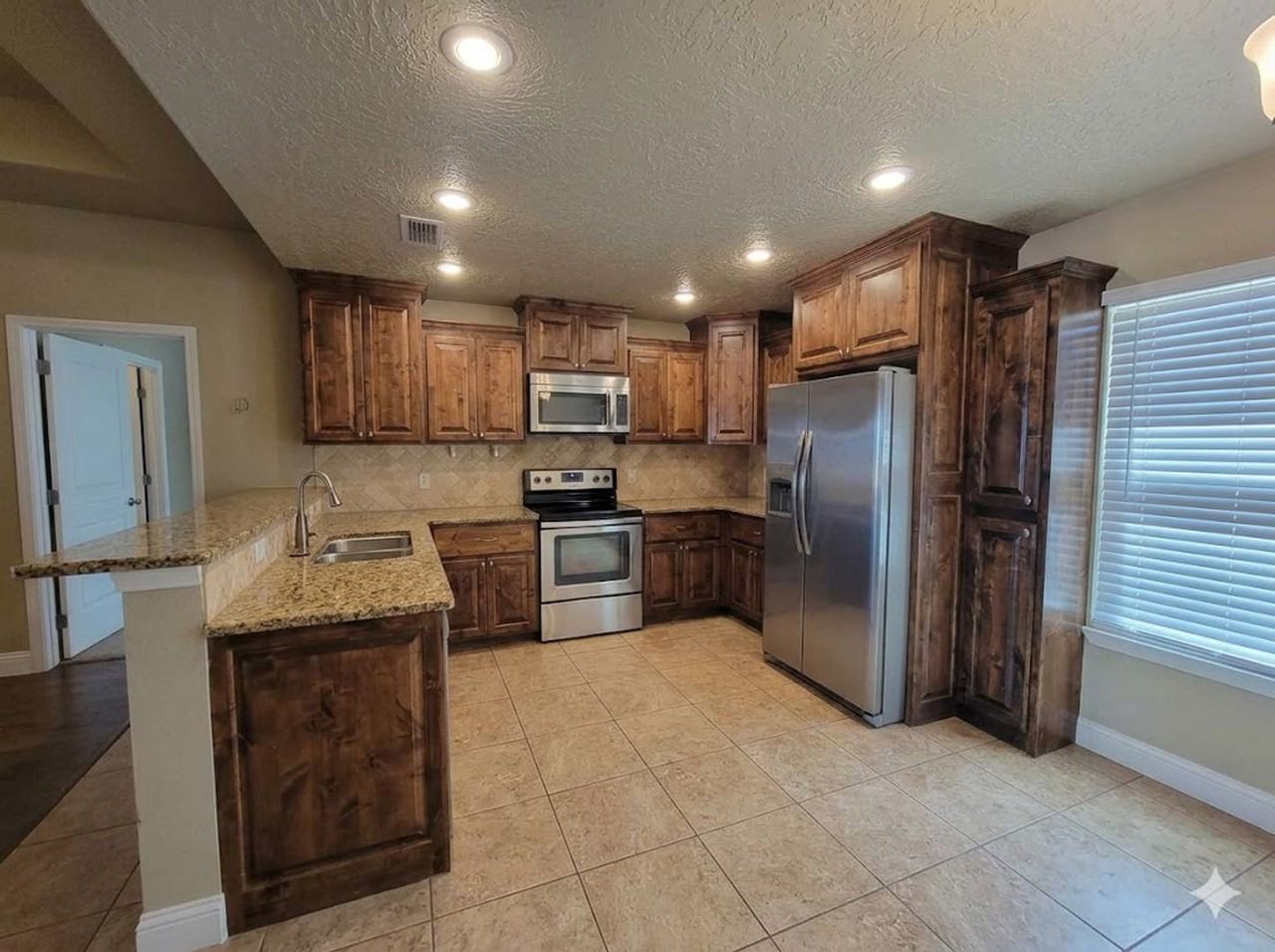 404 Almond Tree Ln - Photo 5 of 19