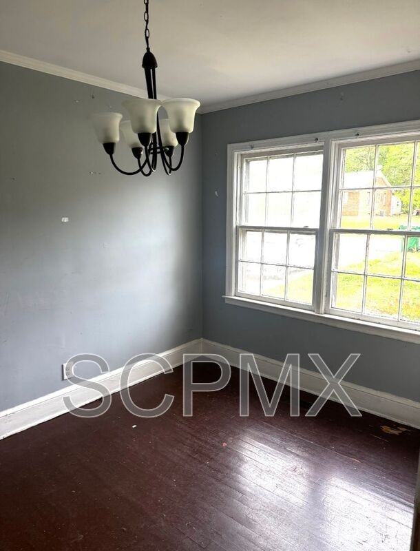 2934 Shady Ln - Photo 5 of 7