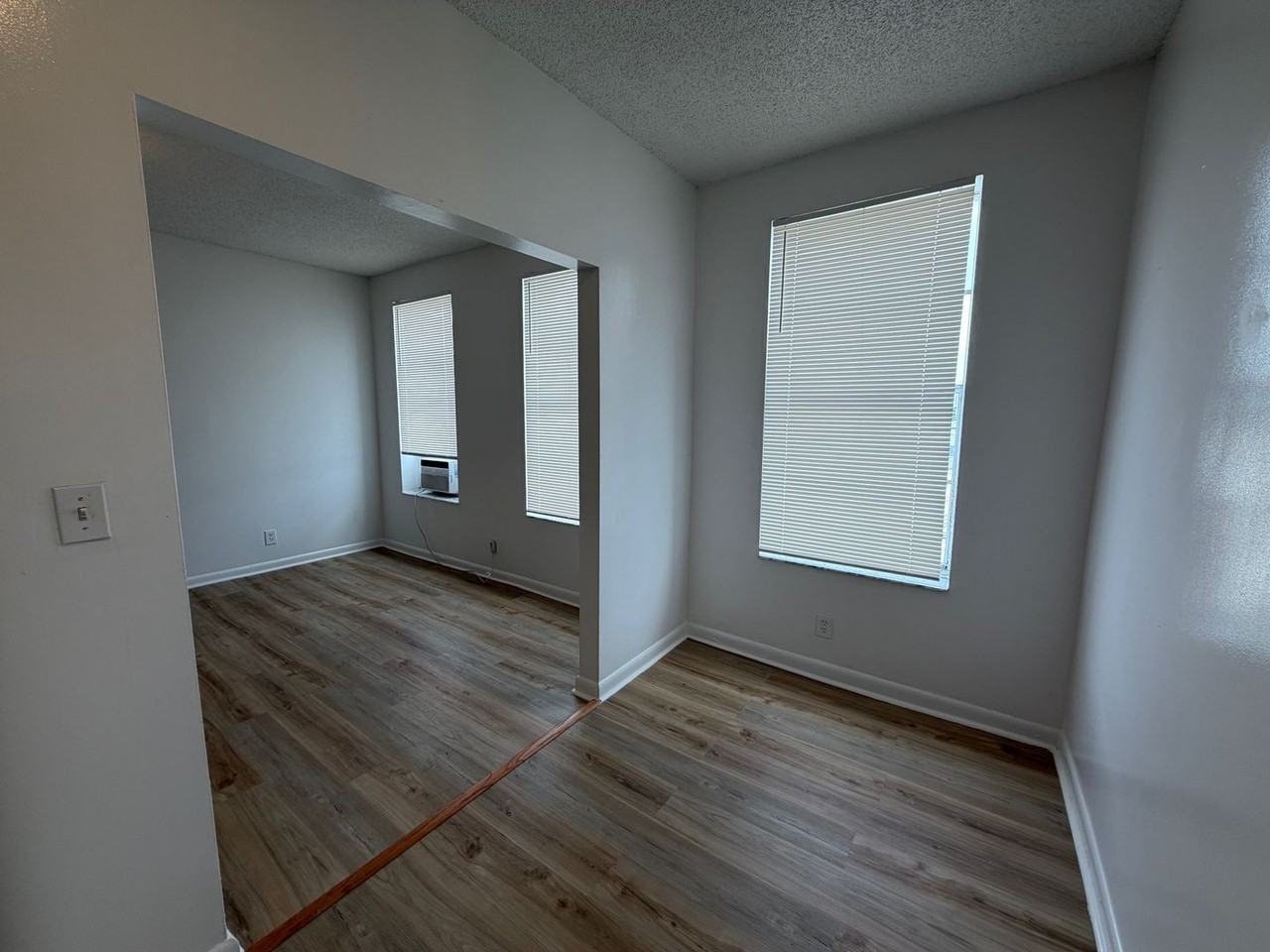 2716 S Dixie Hwy - Photo 4 of 22