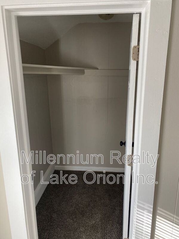 67 Bentley St - Photo 6 of 14