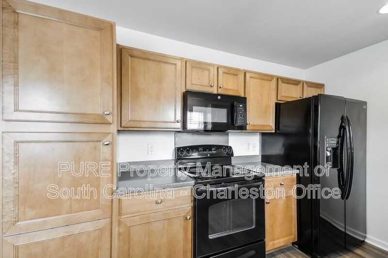 191 Emerald Isle Dr - Photo 7 of 20