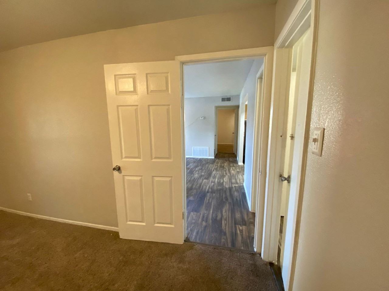 Allena Apartments - Photo 7 of 29